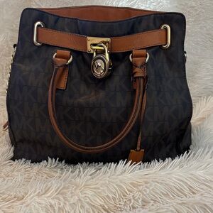 Michael Kors 2013 Big Hamillton Black and Brown Signature Tote